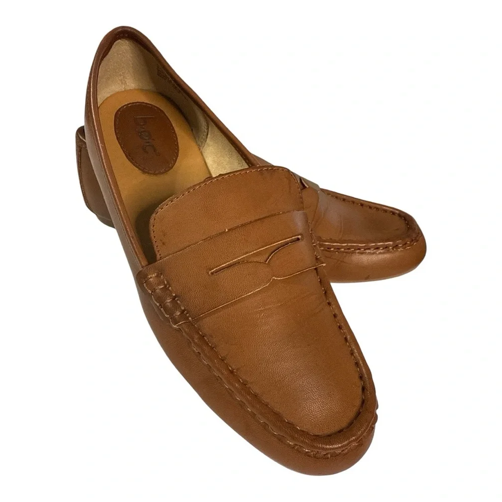 b.ø.c. Tan Faux Leather Penny Loafers 8.5 Casual Slip On Flats EUC